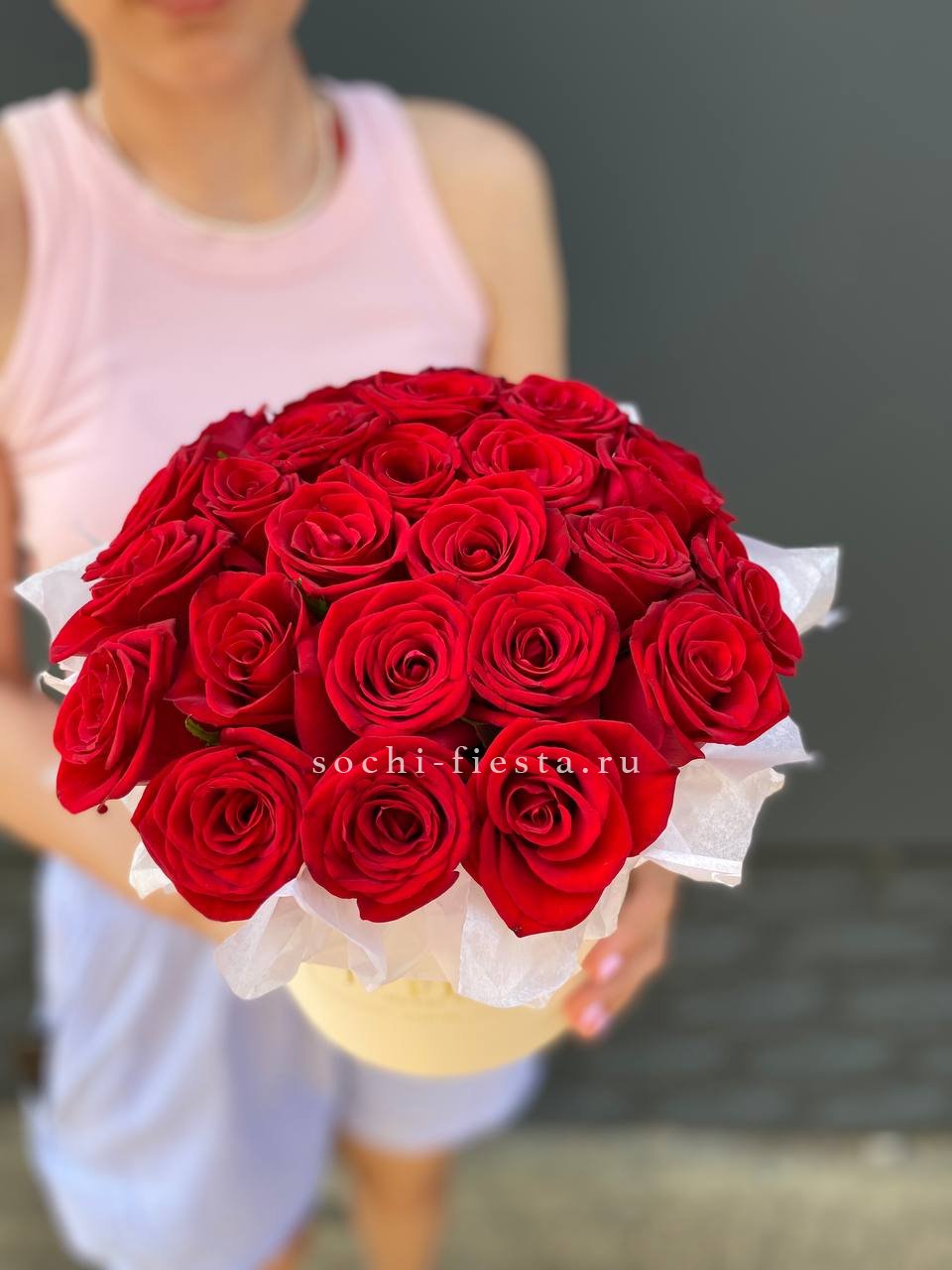 свадебная композиция с пионами и эустомой в Калуге