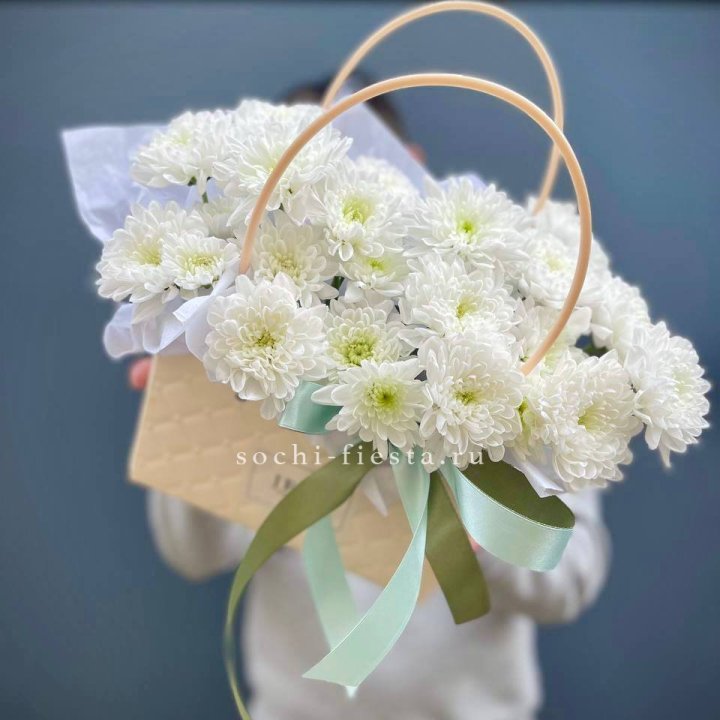 Сумочка с хризантемами в Калуге