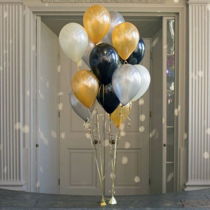 Фонтан шаров "Фаерворк" в Калуге