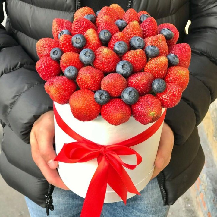 Клубничный бокс №3 в Калуге