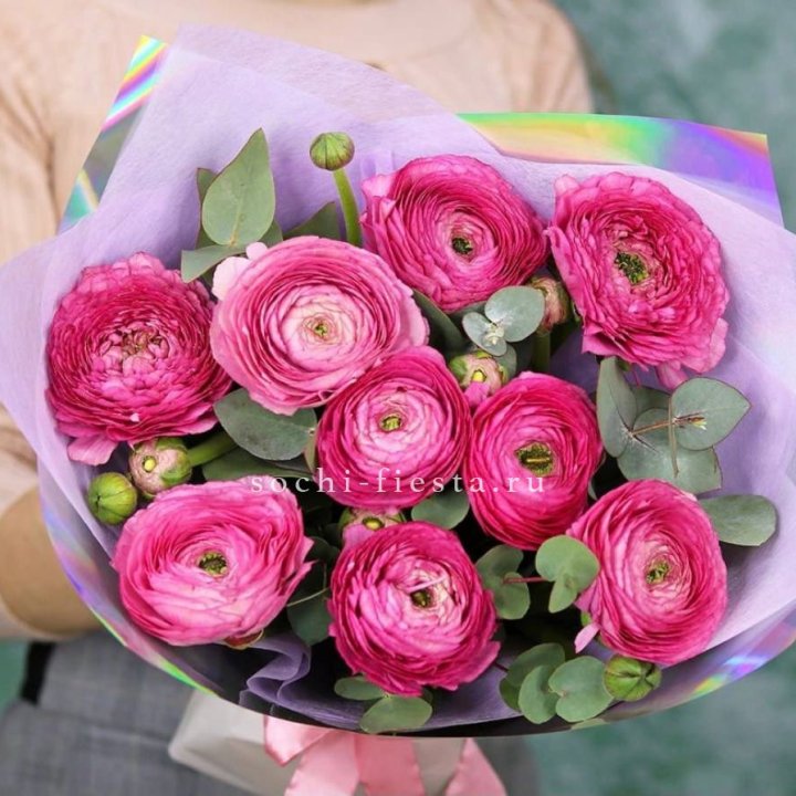 Ранункулюсы с эвкалиптом №2 в Калуге