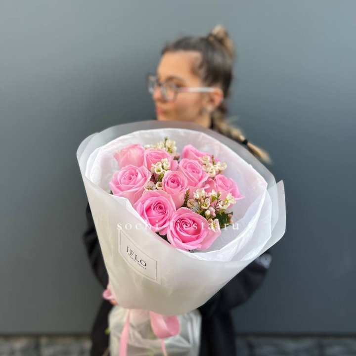 Букет розовых роз  в Калуге