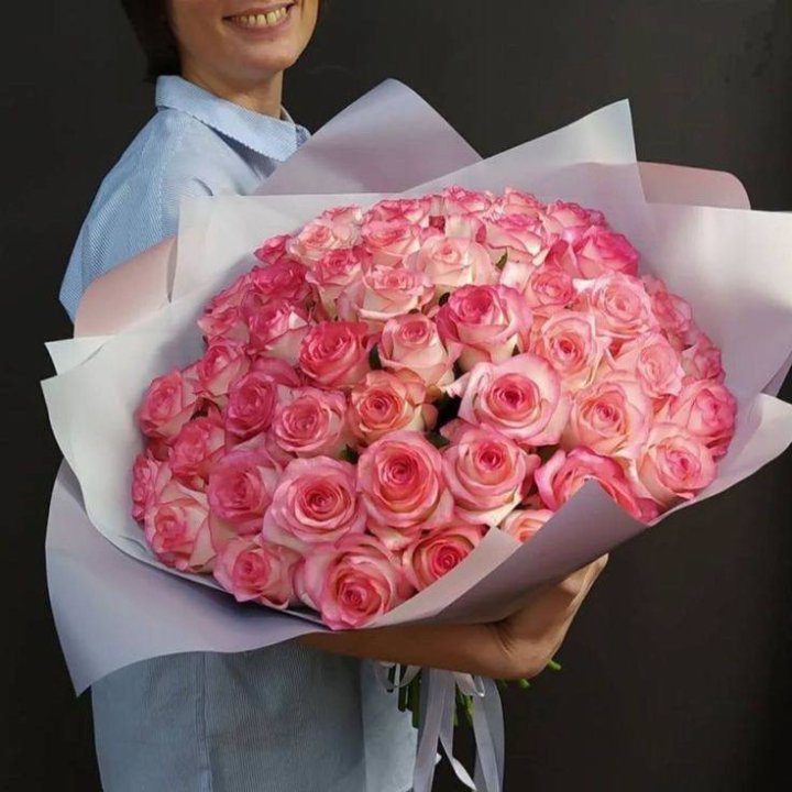 101 роза Джумилия в оформлении  в Калуге