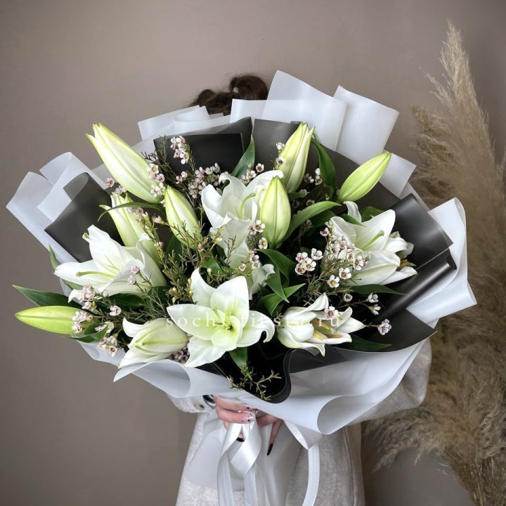 Букет лилий Снежная королева в Калуге