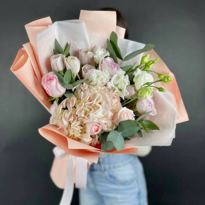 Букет с гортензией "Клодс" в Калуге