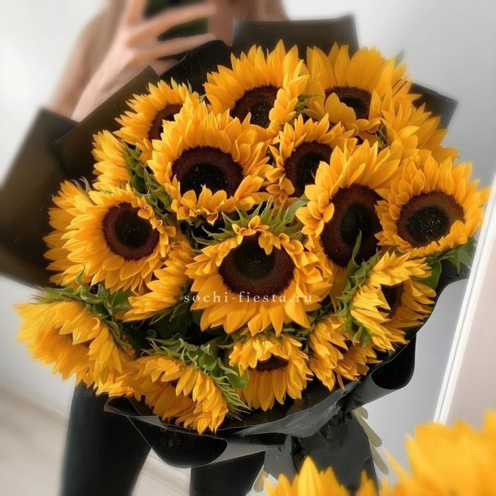 Букет подсолнухов "Гига" в Калуге