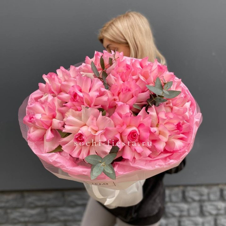 11 французских роз в Калуге