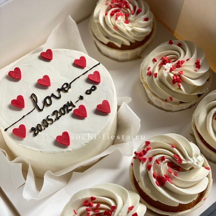 Капкейки и бенто-торт "Любимые" в Калуге