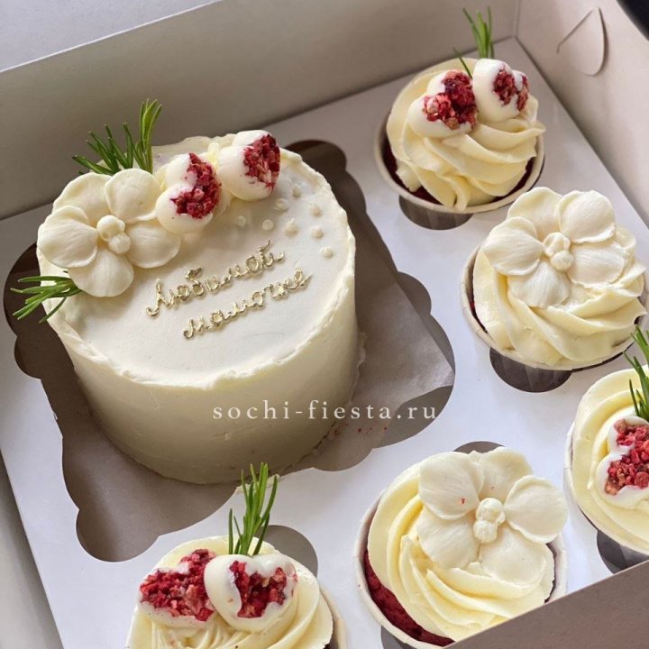 Капкейки и бенто-торт "Мамочке" в Калуге