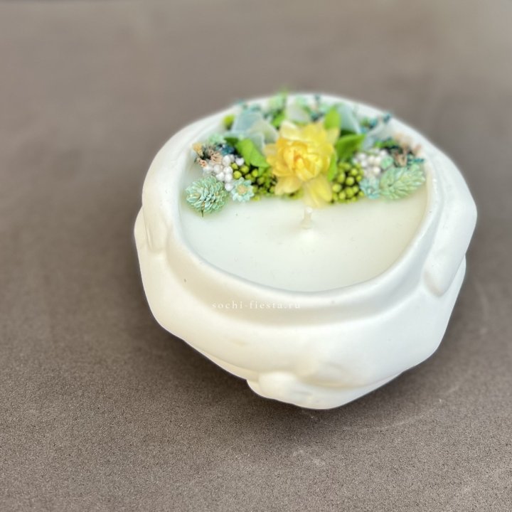 Свеча ароматическая в гипсе Руки в Калуге