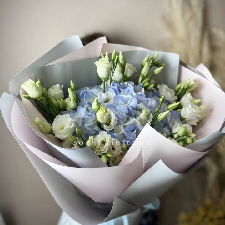 Букет с гортензией "Адель" в Калуге