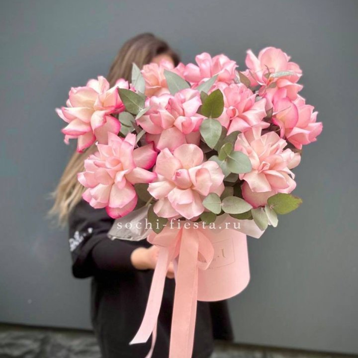 11 Фрунцузских роз "Венди" в Калуге