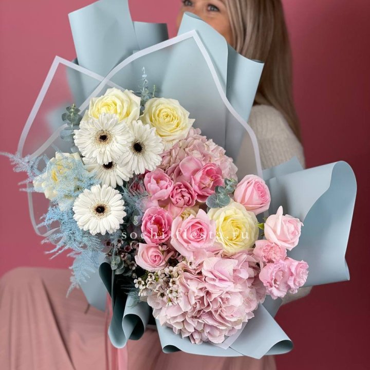 Дизайнерский букет "Адель" в Калуге