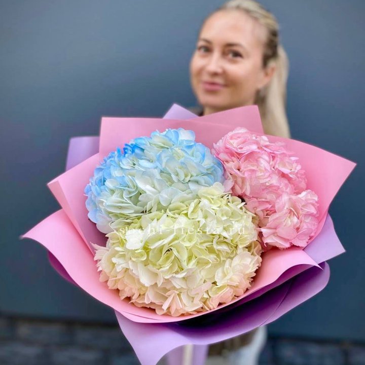 Букет гортензий "Тоника" в Калуге