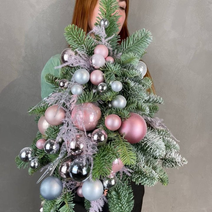 Новогодняя елочка "Розе голд" в Калуге