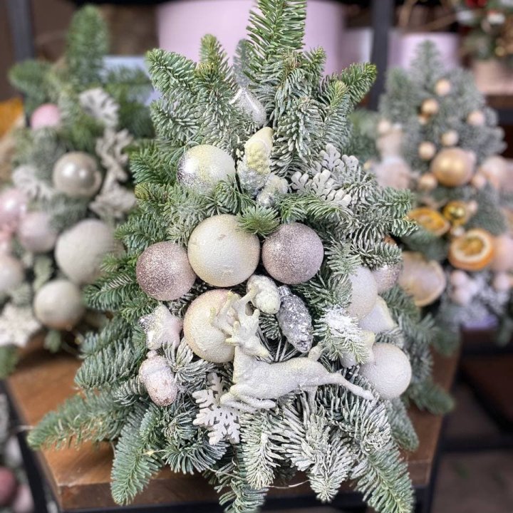 Ёлочка "Хепи крисмас" в Калуге