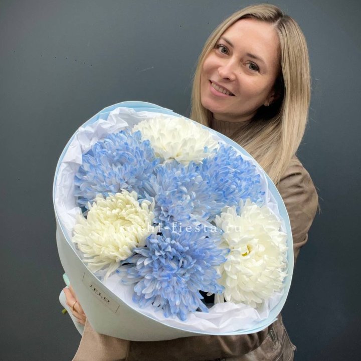 Букет из 7 хризантем  в Калуге