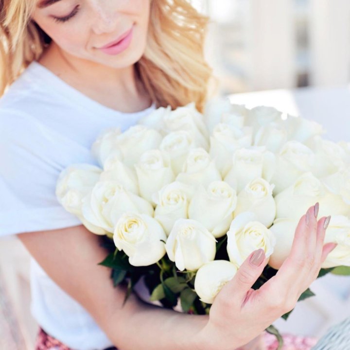 Букет высоких роз "Облака" в Калуге