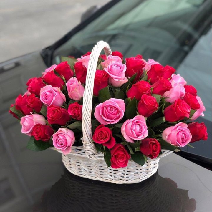 Корзина с розами  в Калуге
