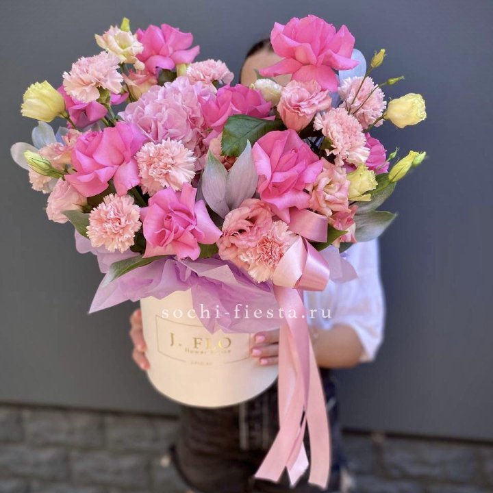 Цветочный бокс "Сальма" в Калуге