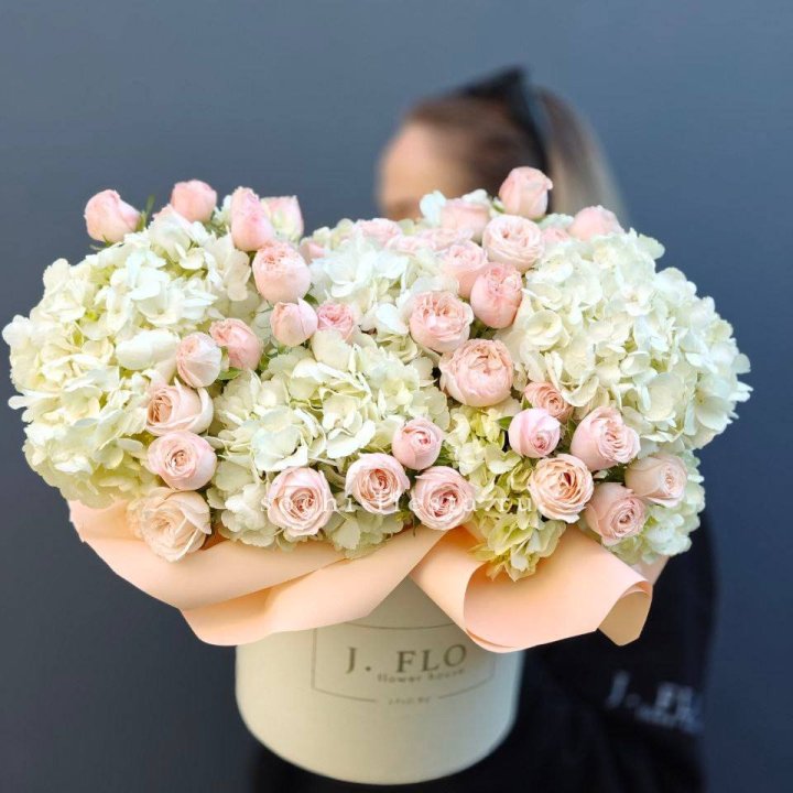 Дизайнерский бокс "Изабелла" в Калуге