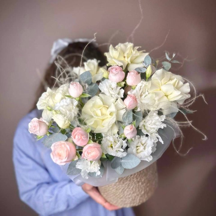 Авторский бокс "Милена" в джутовом кашпо в Калуге