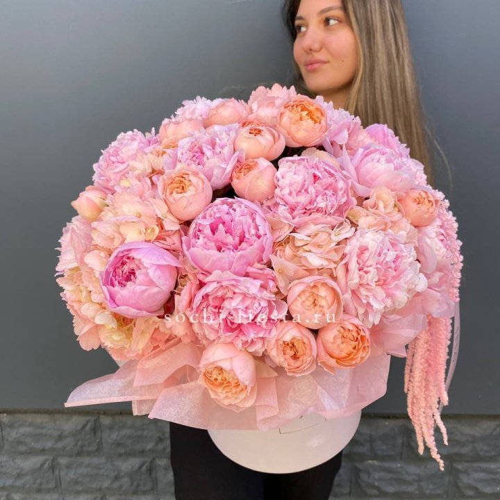 Коробка с пионами "Дабл фловер" в Калуге