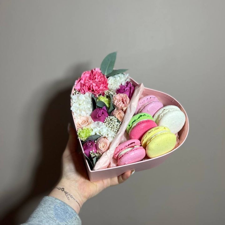 Дуо цветы и макаронсы в Калуге