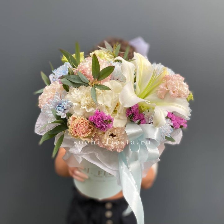 Дизайнерский цилиндр "Лилия" в Калуге