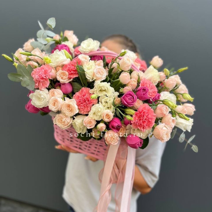 Цветочная корзина "Флоренция" в Калуге