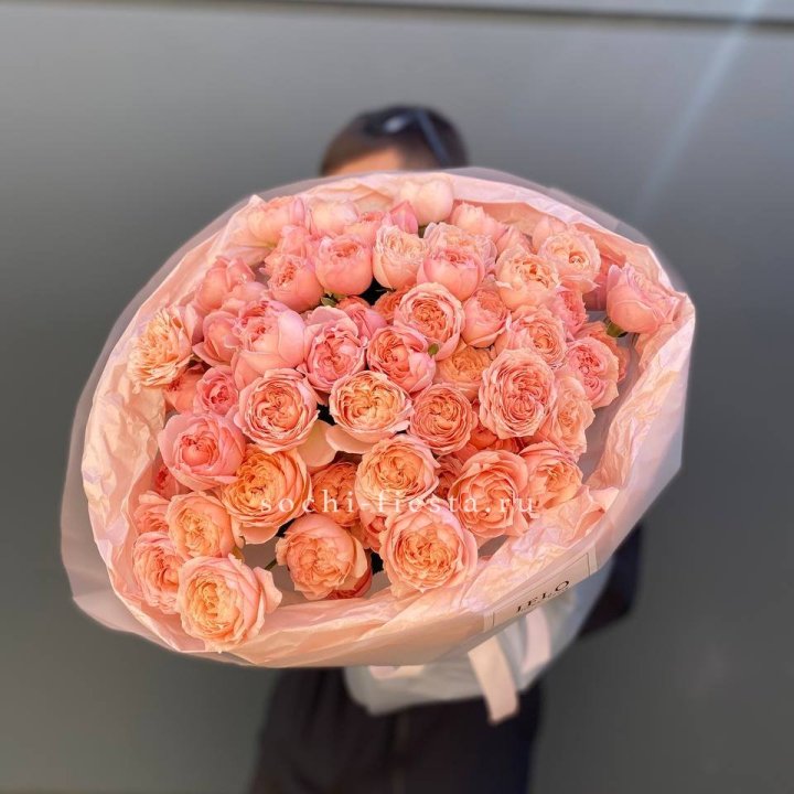 Букет из 21 пионовидной розы Джульетта в Калуге