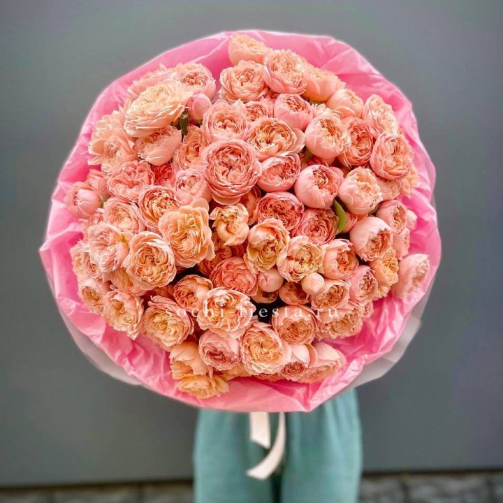 Букет кустовых пионовидных роз Джульетта "Принцесса" в Калуге