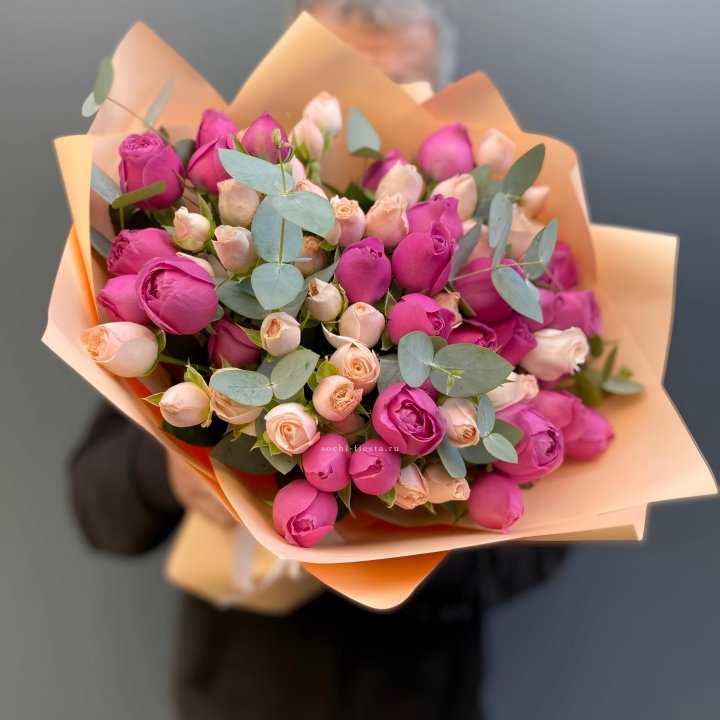 Букет кустовых роз Тендернес в Калуге