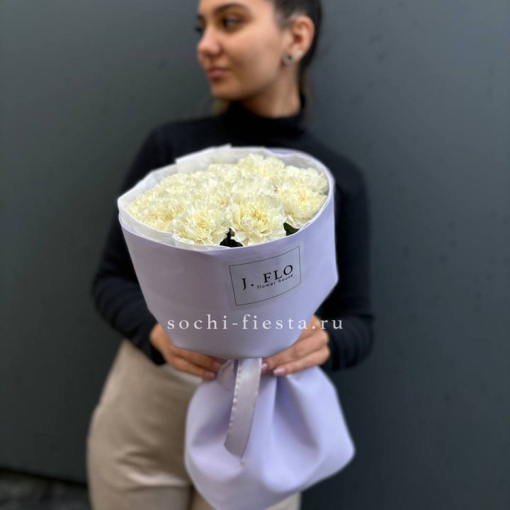 Букет белых диантусов в Калуге