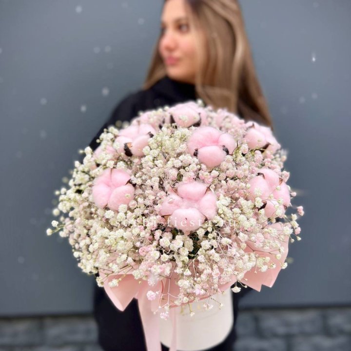 Гипсофилы с хлопком в шляпной коробке в Калуге