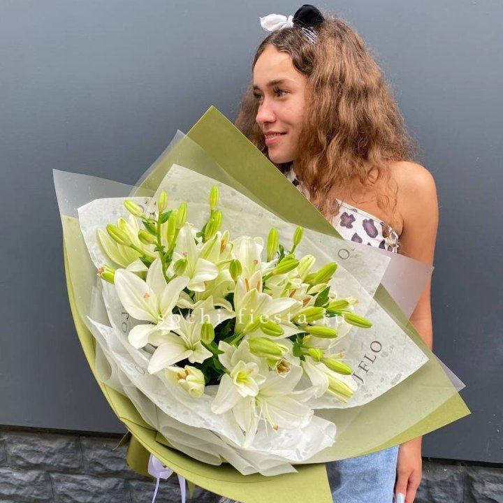 Букет  лилий "Изумруд" в Калуге