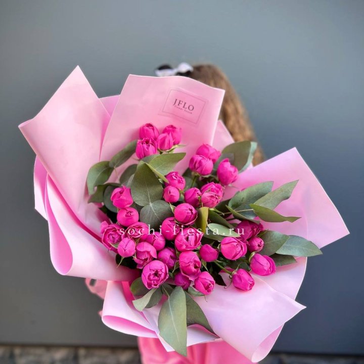 Пионовидные розы баблс в Калуге