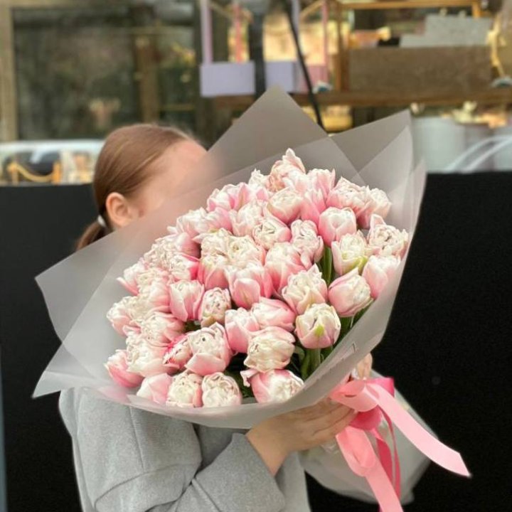 51 нежный тюльпан в Калуге
