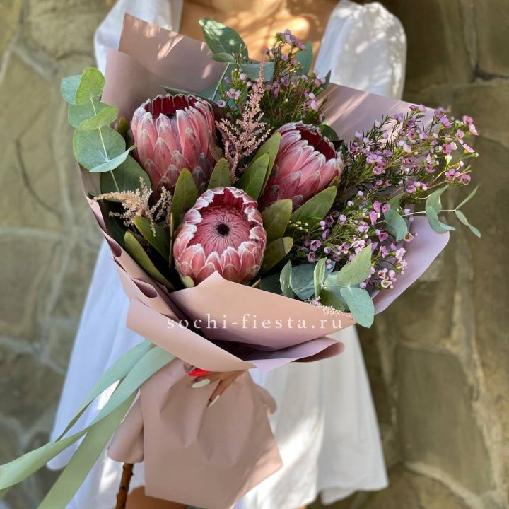 Букет из протеи "Клеопатра"  в Калуге