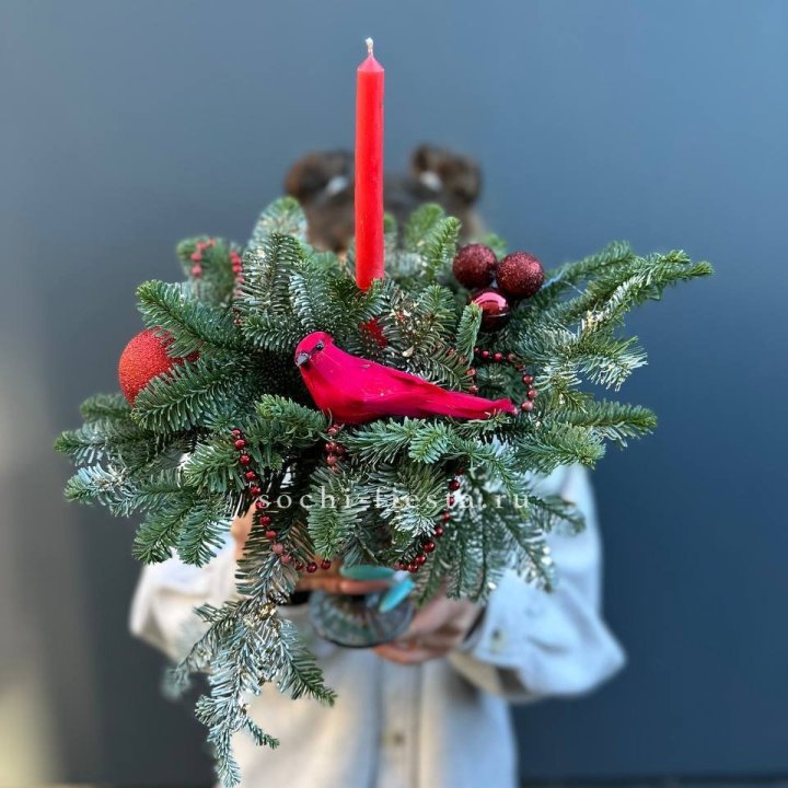 Новогодняя композиция в бокале в Калуге