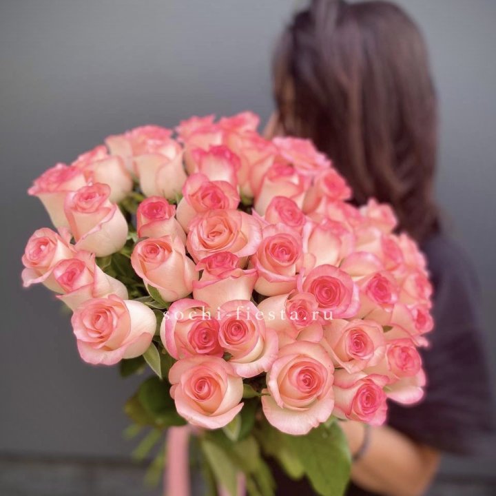 Охапка Роз Джумилия в Калуге