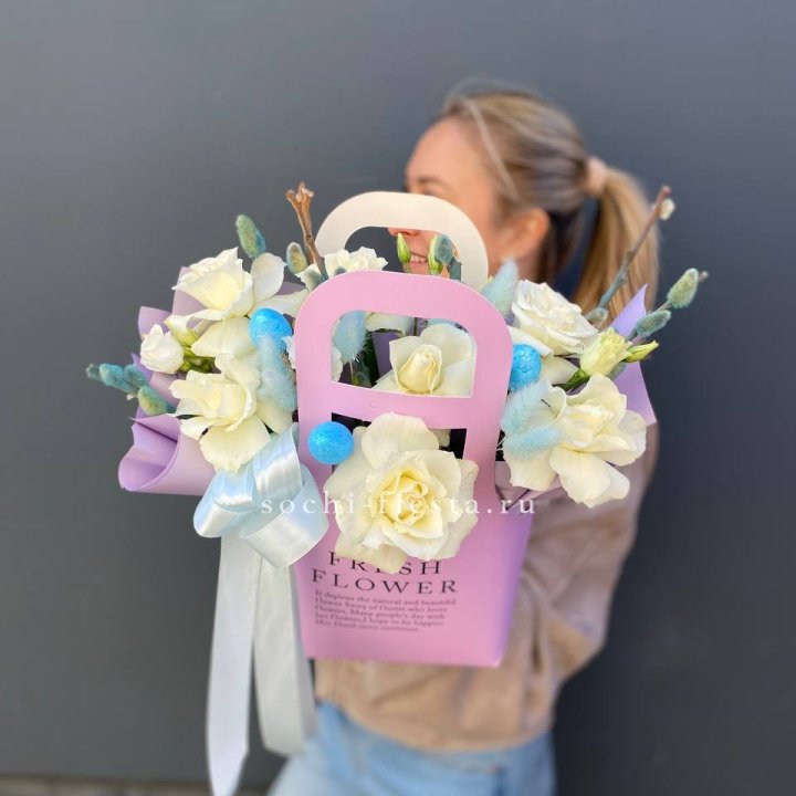 Цветочная сумочка "Пасхальная композиция" в Калуге