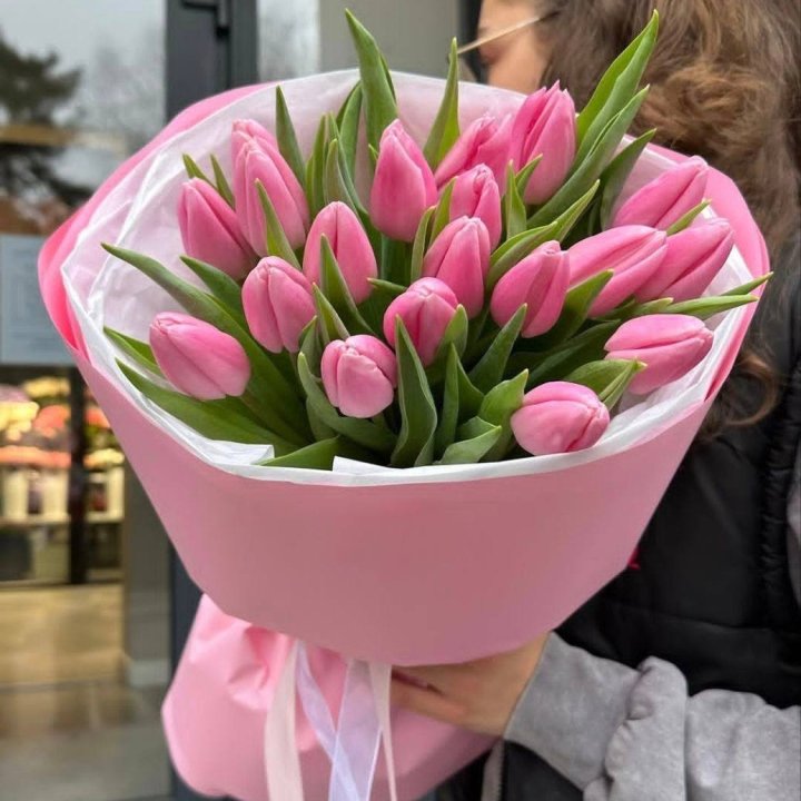  19 розовых тюльпанов в Калуге