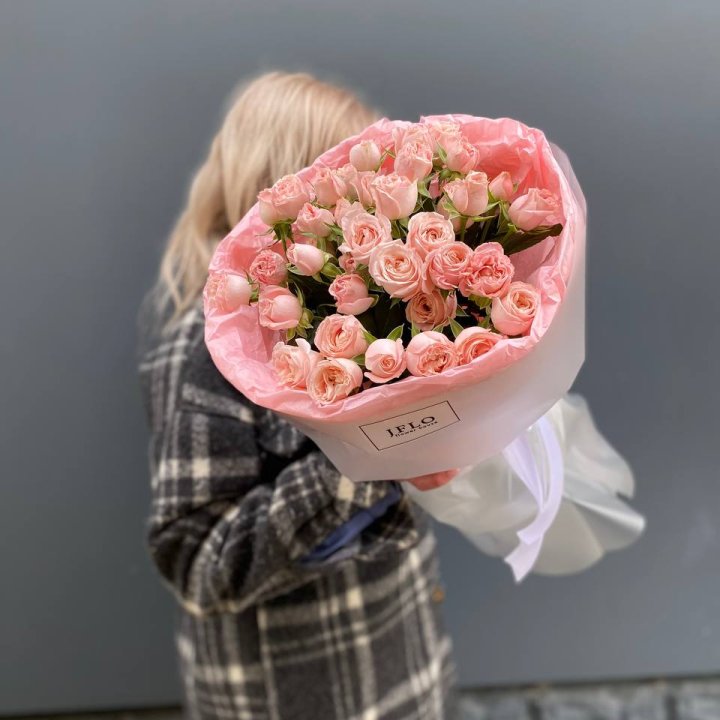 11 роз бомбастик в Калуге