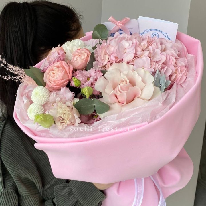 Авторский букет "Пинки" в Калуге