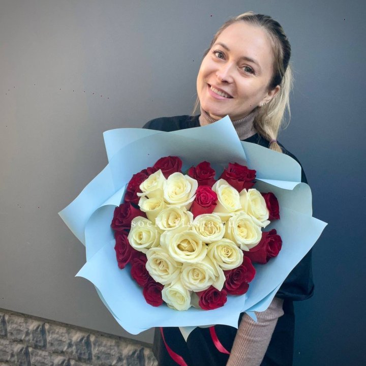 27 роз "Сердце" в Калуге