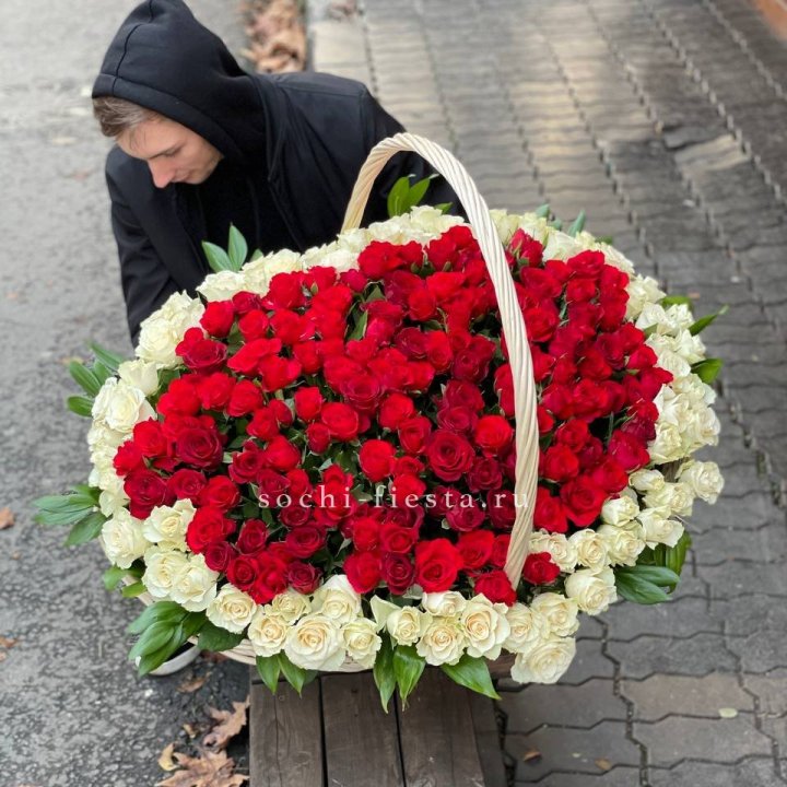 201  роза в корзине   в Калуге