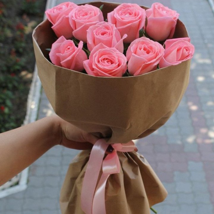 9 розовых роз в Калуге