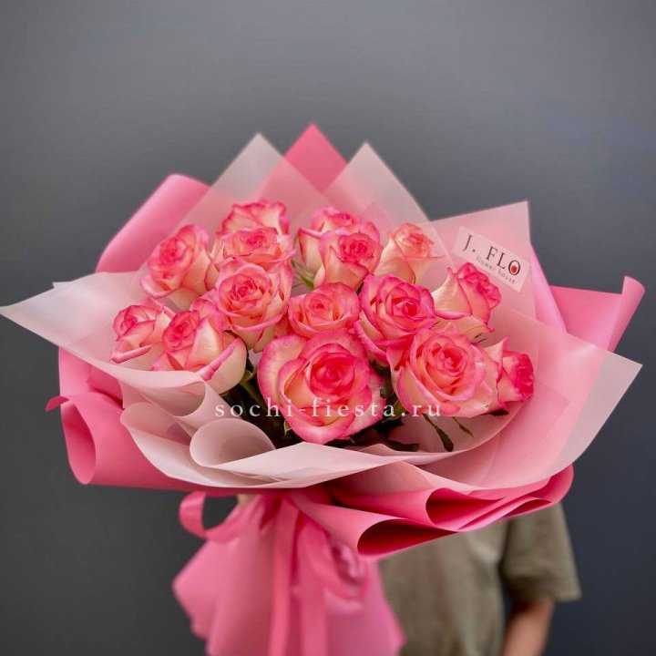 15 роз "Джумилия" в Калуге