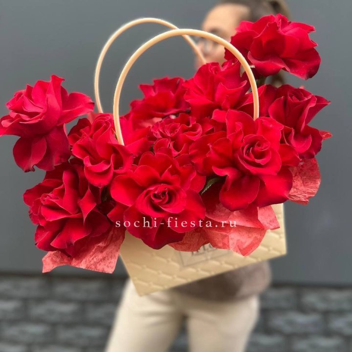 Французские розы в сумочке в Калуге